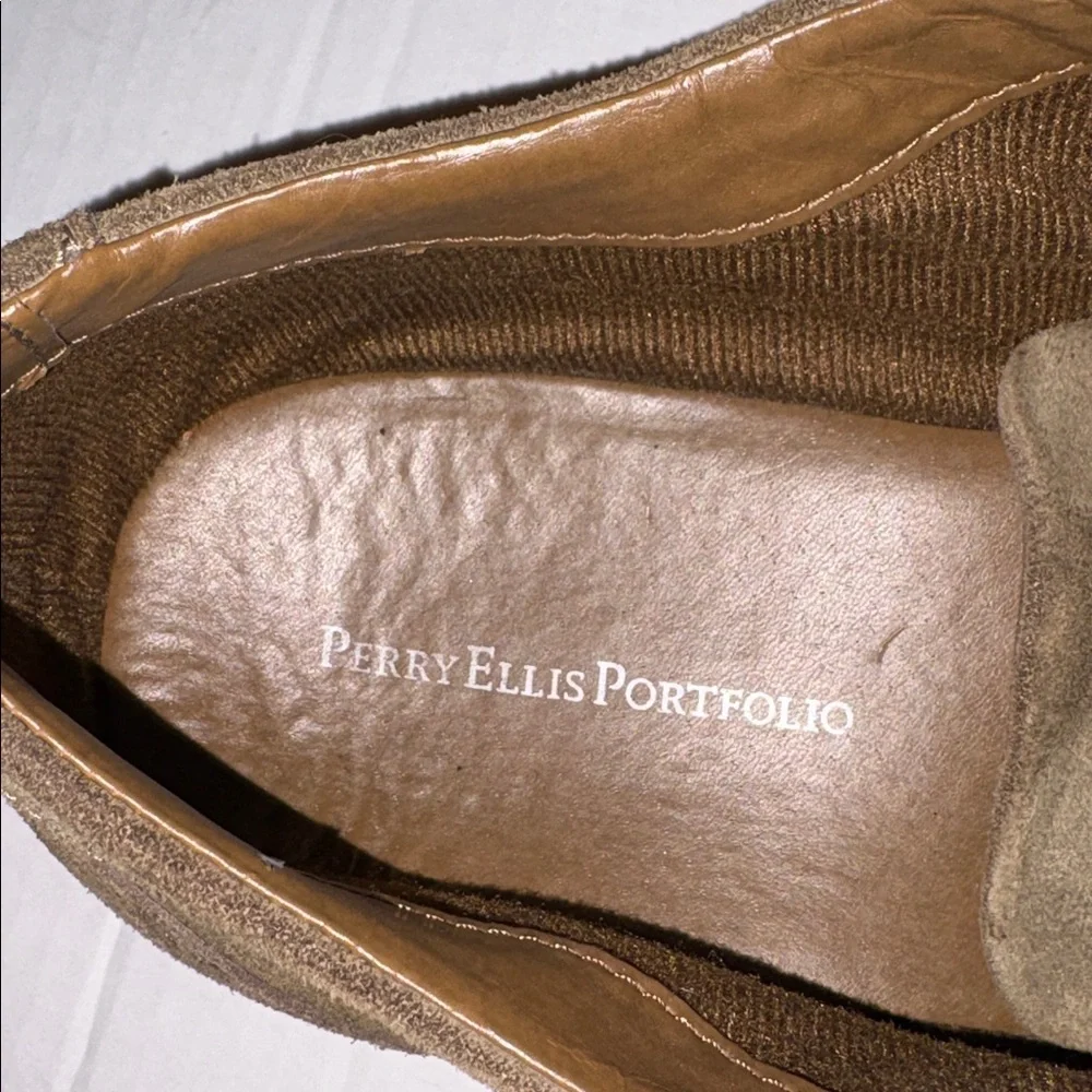 Perry Ellis portfolio light brown or tan suede shoes size 14.